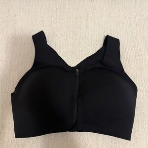 Lululemon front zip sports bar